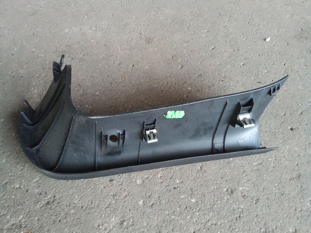 bontott OPEL MOKKA Csomagtérajtó Burkolat Felső