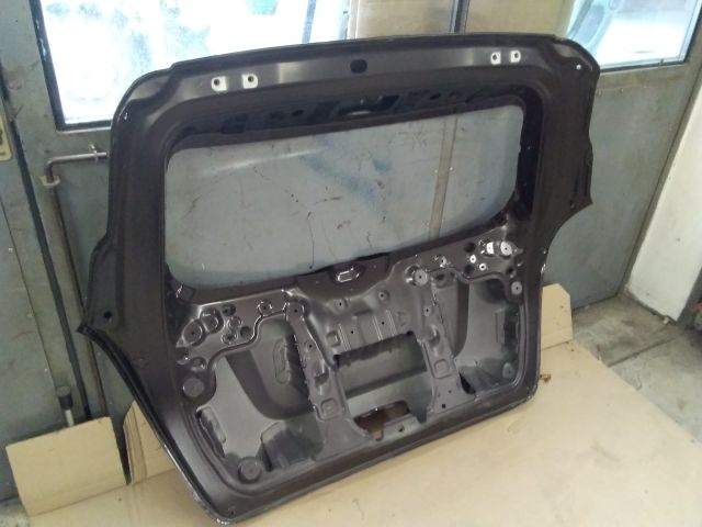 bontott OPEL MOKKA Csomagtérajtó (Üres lemez)