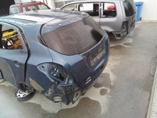 bontott OPEL MOKKA Csomagtérajtó (Üres lemez)