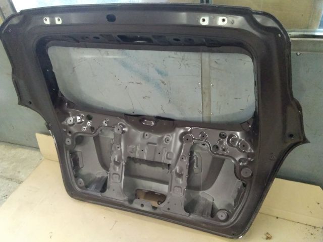 bontott OPEL MOKKA Csomagtérajtó (Üres lemez)