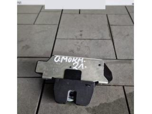 bontott OPEL MOKKA Csomagtérajtó Zárszerkezet