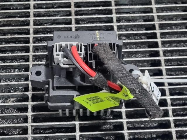 bontott OPEL MOKKA Előtét Ellenállás Fűtőmotor