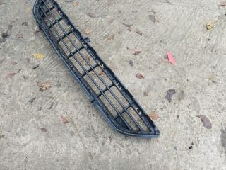 bontott OPEL MOKKA Első Lökhárító Alsó Középső Díszrács