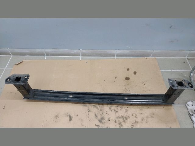 bontott OPEL MOKKA Első Lökhárító Merevítő (Fém)