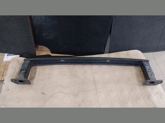 bontott OPEL MOKKA Első Lökhárító Merevítő (Fém)