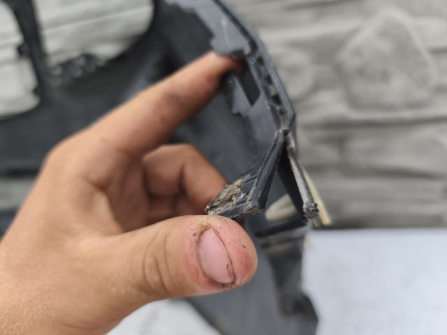 bontott OPEL MOKKA Első Lökhárító (Üresen)