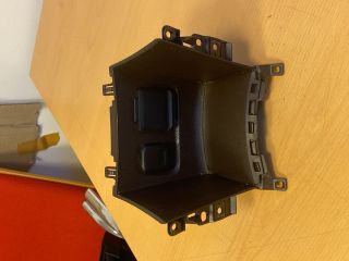 bontott OPEL MOKKA Első Tároló Rekesz