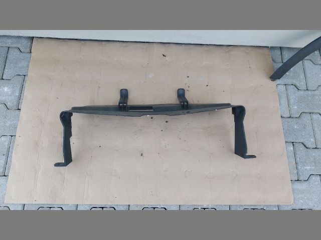 bontott OPEL MOKKA Felső Hűtő Légterelő