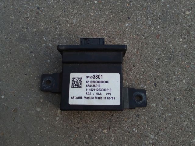 bontott OPEL MOKKA Fényszóró Elektronika