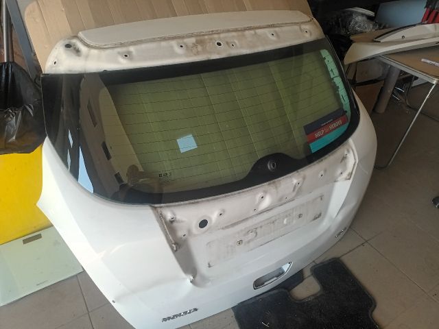 bontott OPEL MOKKA Hátsó Szélvédő