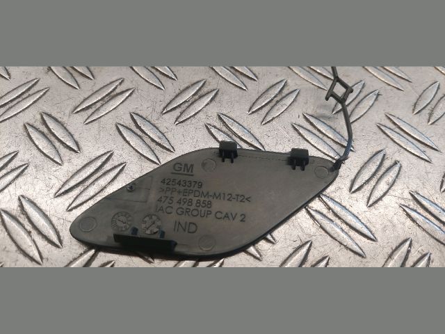 bontott OPEL MOKKA Hátsó Vonószem Burkolat