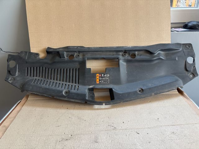 bontott OPEL MOKKA Homlokfal Burkolat