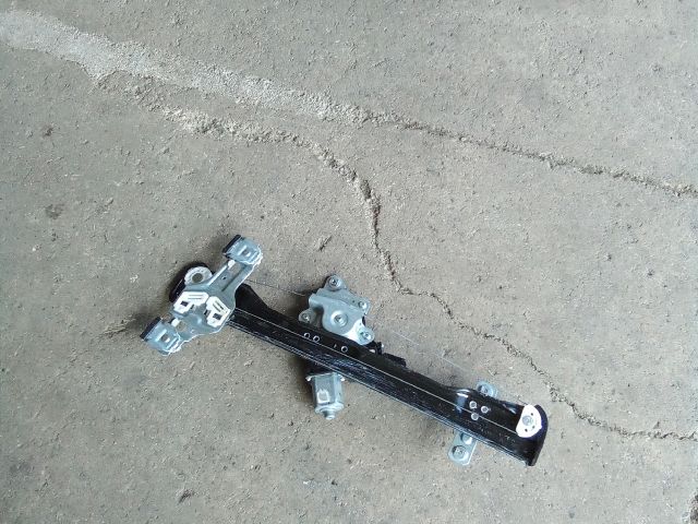 bontott OPEL MOKKA Jobb első Ablakemelő Szerkezet (Elektromos)