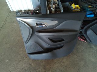 bontott OPEL MOKKA Jobb első Ajtó Kárpit