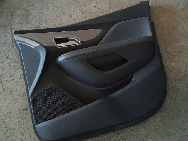 bontott OPEL MOKKA Jobb első Ajtó Kárpit