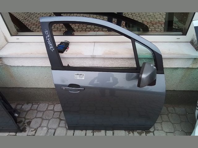 bontott OPEL MOKKA Jobb első Ajtó (Részeivel)