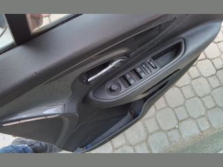 bontott OPEL MOKKA Jobb első Ajtó (Részeivel)