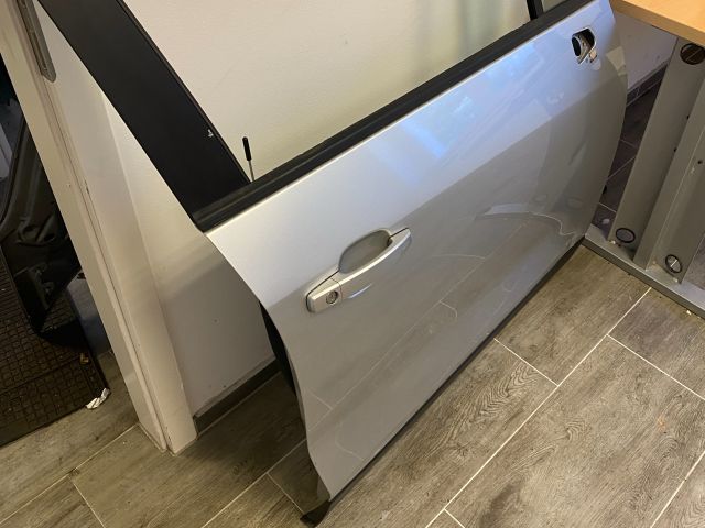 bontott OPEL MOKKA Jobb első Ajtó (Üres lemez)