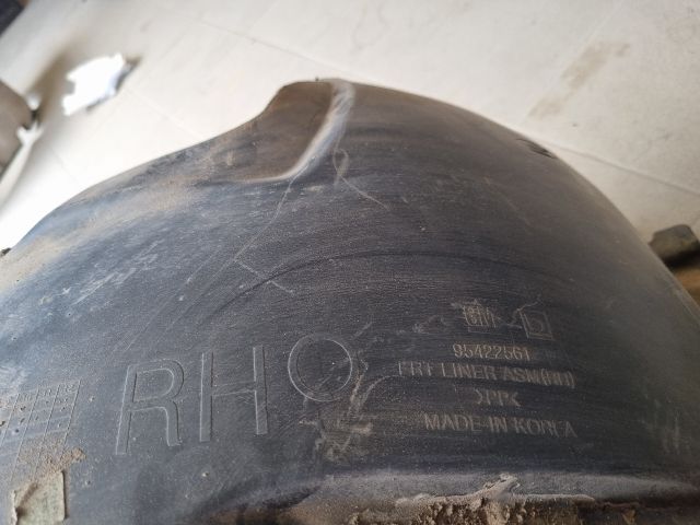 bontott OPEL MOKKA Jobb első Első Dobbetét (Kerékjárati, Műanyag)