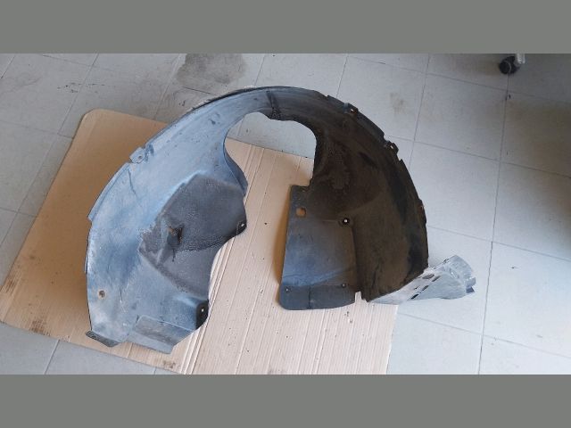 bontott OPEL MOKKA Jobb első Első Dobbetét (Kerékjárati, Műanyag)