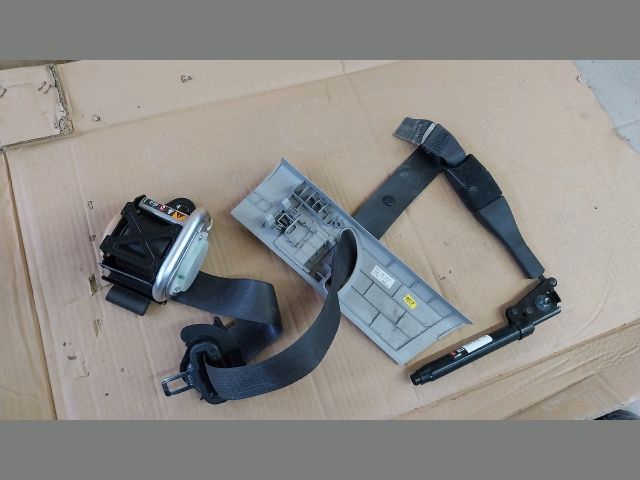 bontott OPEL MOKKA Jobb első Övfeszítő