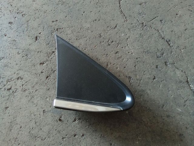 bontott OPEL MOKKA Jobb első Sárvédő Díszléc