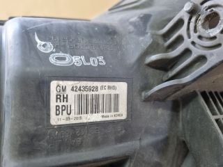 bontott OPEL MOKKA Jobb Fényszóró