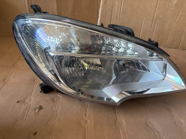 bontott OPEL MOKKA Jobb Fényszóró