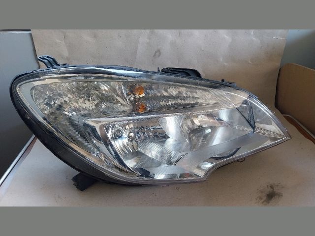 bontott OPEL MOKKA Jobb Fényszóró