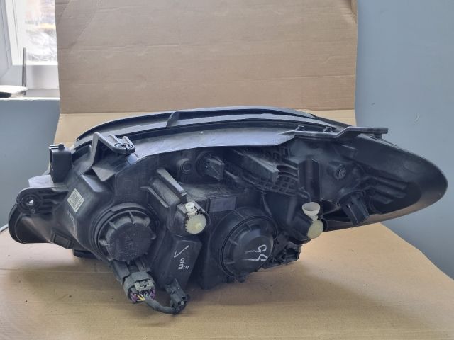 bontott OPEL MOKKA Jobb Fényszóró