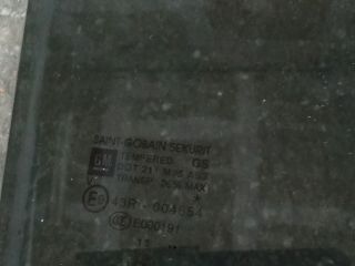 bontott OPEL MOKKA Jobb hátsó Ablak