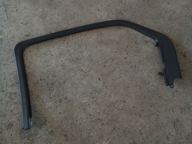 bontott OPEL MOKKA Jobb hátsó Ajtó Díszléc