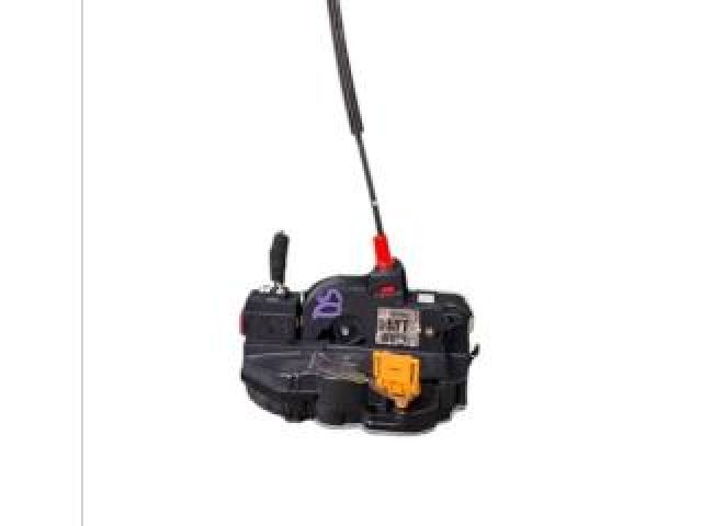 bontott OPEL MOKKA Jobb hátsó Ajtózár