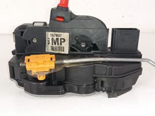 bontott OPEL MOKKA Jobb hátsó Ajtózár