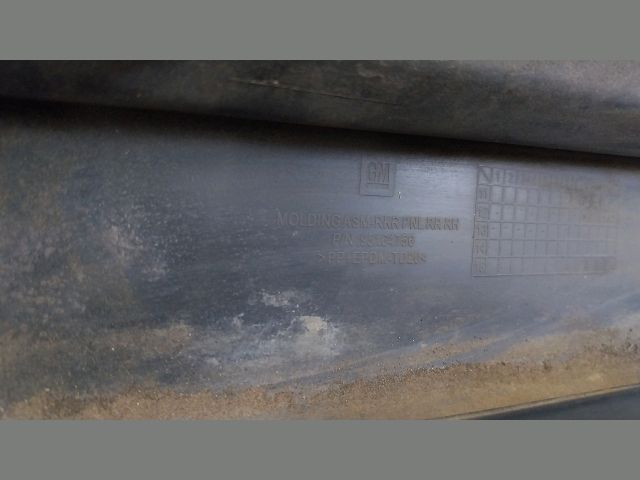 bontott OPEL MOKKA Jobb hátsó Küszöb Díszléc