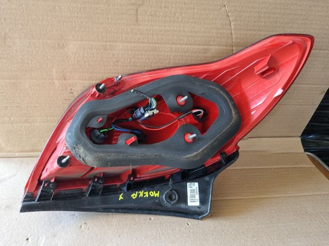 bontott OPEL MOKKA Jobb Hátsó Lámpa