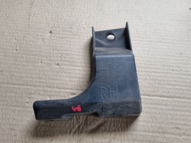 bontott OPEL MOKKA Jobb hátsó Lökhárító Tartó (Műanyag)