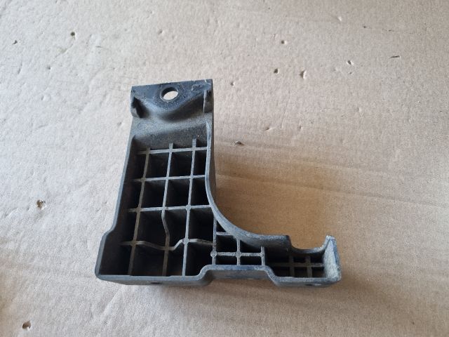 bontott OPEL MOKKA Jobb hátsó Oldal Lökhárító Tartó (Műanyag)