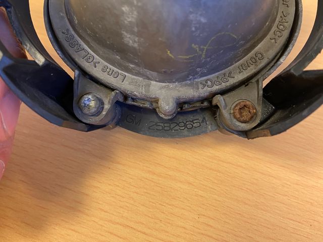 bontott OPEL MOKKA Jobb Ködfényszóró