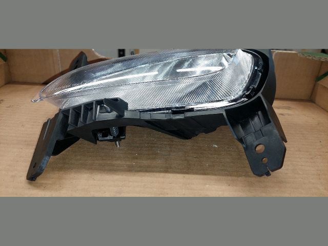 bontott OPEL MOKKA Jobb Ködfényszóró