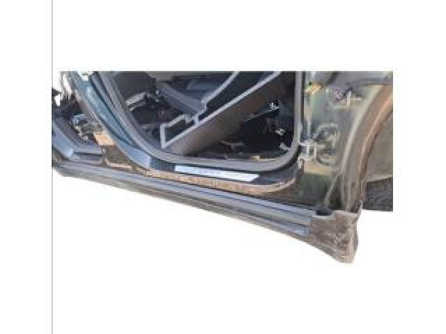 bontott OPEL MOKKA Jobb Küszöb