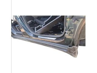 bontott OPEL MOKKA Jobb Küszöb