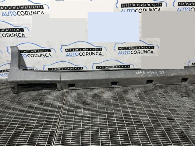 bontott OPEL MOKKA Jobb Küszöb