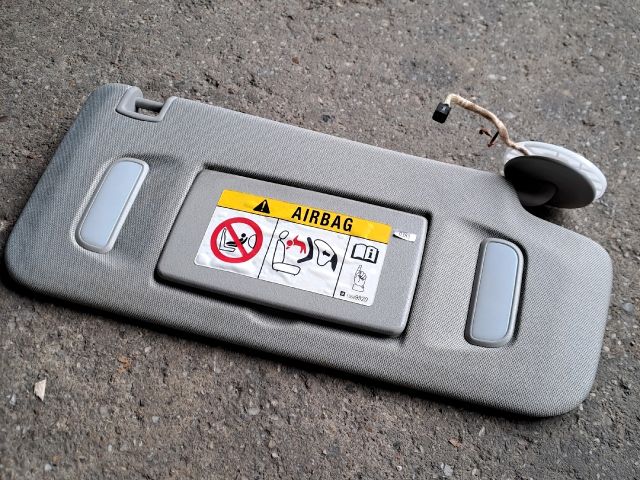 bontott OPEL MOKKA Jobb Napellenző