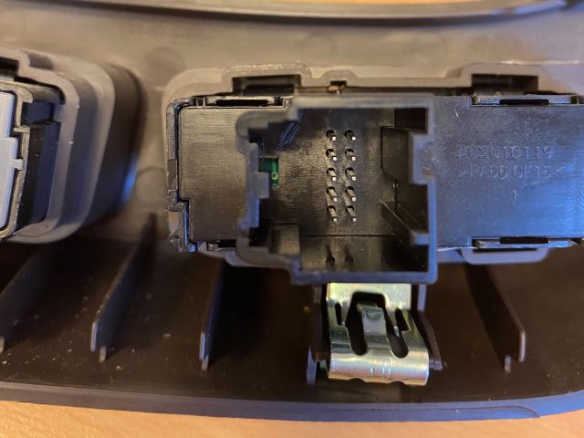 bontott OPEL MOKKA Kapcsoló (Magában)