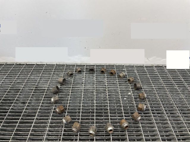 bontott OPEL MOKKA Kerék Csavar Szett