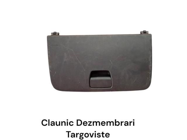 bontott OPEL MOKKA Kesztyűtartó