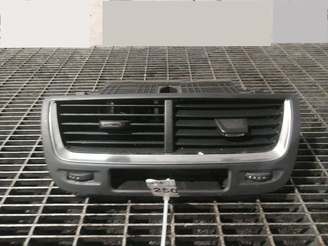 bontott OPEL MOKKA Középső Szellőző