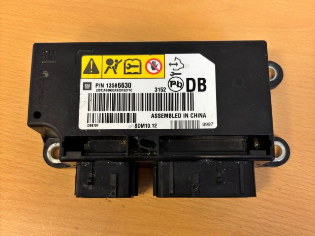 bontott OPEL MOKKA Légzsák Elektronika