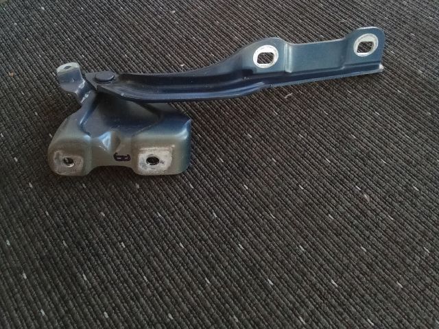 bontott OPEL MOKKA Motorháztető Bal Zsanér